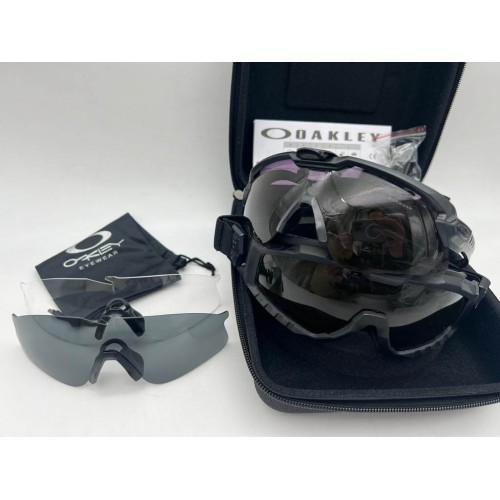 Тактические ударопрочные очки OAKLEY в Щелково